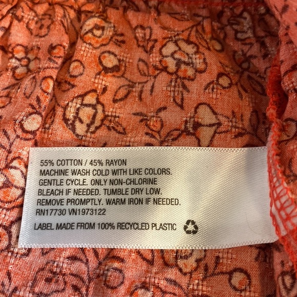 Universal Thread wrap long-sleeve top. Size M. Burnt orange floral pattern - Picture 15 of 15